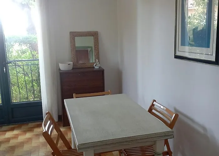 Ground Floor 2 St-raphael Saint-Raphaël